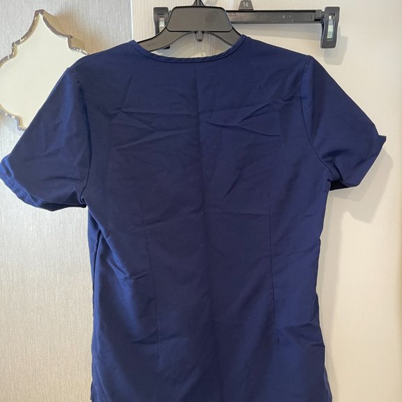 Figs Catarina One-Pocket Scrub Top - Picture 4 of 4